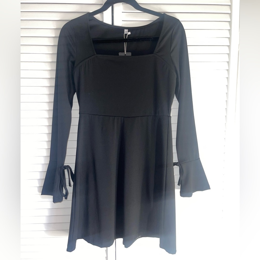 Amazon Black Long Sleeve Square Neck Dress